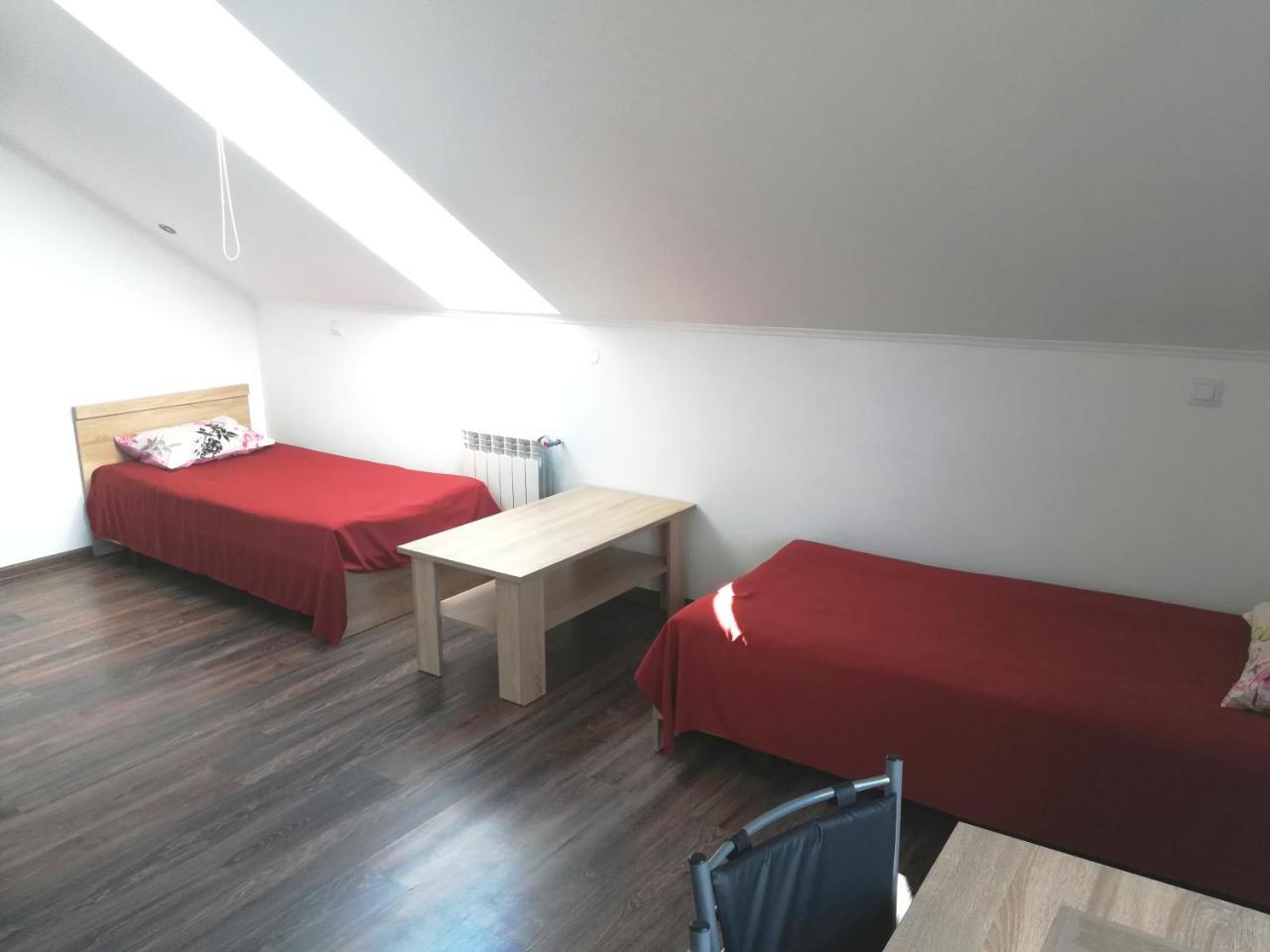 Guest House Аirport Brest Exterior foto